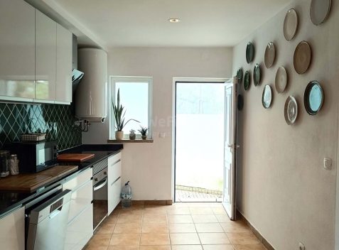 imported-081e21eb-0c46-4406-8bbb-1a51f44f4ecd