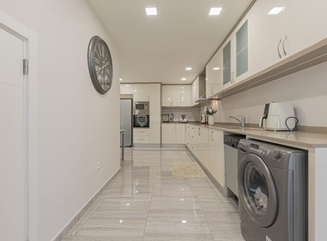 imported-221a6b6f-7ccd-4751-9bfc-d15988af8ffa