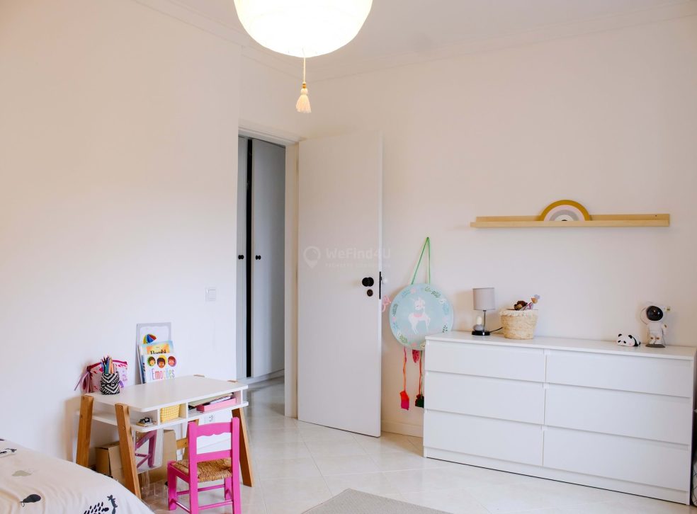 imported-2acebc12-77eb-4248-8a71-36758bd66f5b