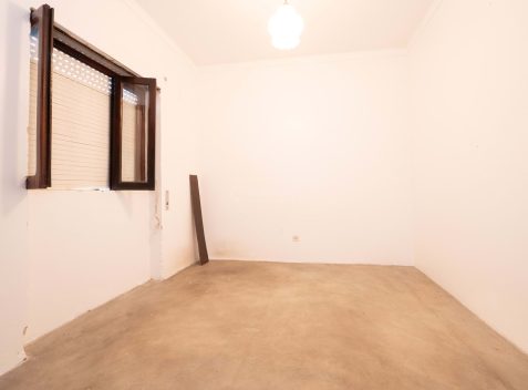 imported-2c42f275-fe09-4d25-b2d1-29be2f121dd0