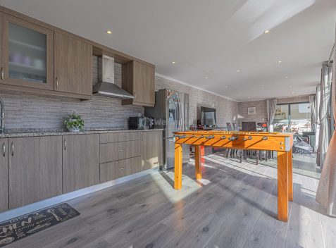 imported-33e1fcac-a1b5-4d07-b4bb-e6456c34e61b