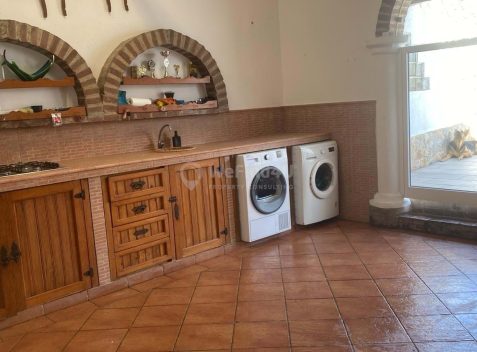 imported-35147ce7-e88a-4eb4-aa71-efbc0891d968