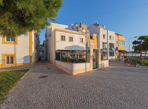 imported-45064940-cdba-43c3-875e-85c916b5e0b2