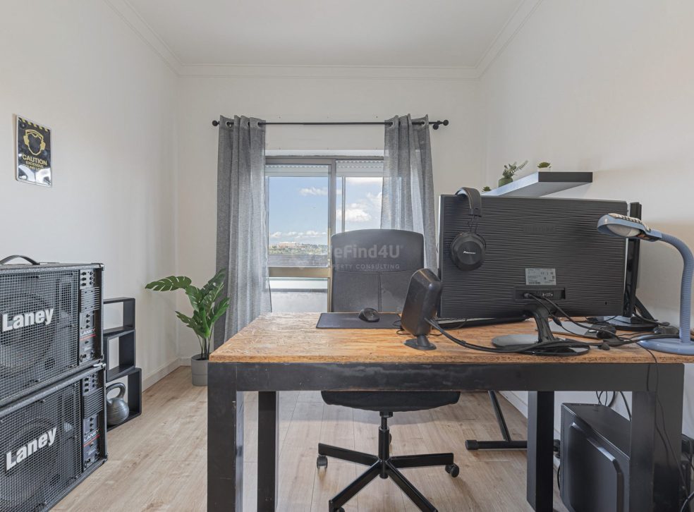 imported-498ace54-02e6-4ef8-9133-f164e128b436