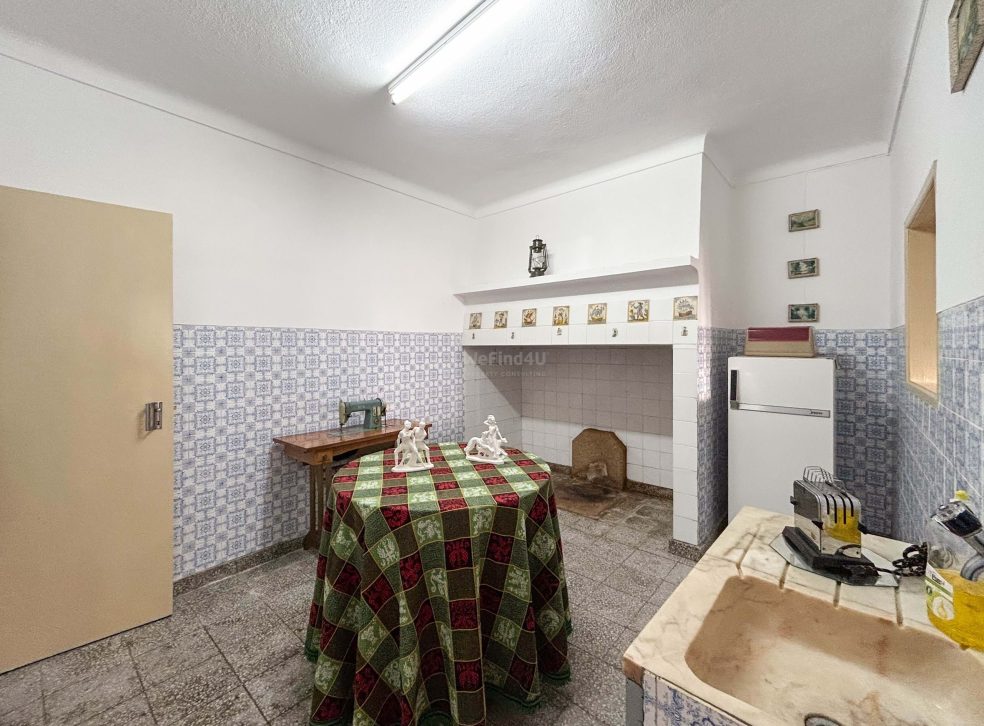 imported-4d2eca16-df05-46db-9846-3f1a01bcea21