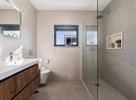 imported-4fd015e1-b07f-45c5-96dc-e5bdfa3d5ee5