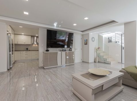 imported-6fbc4eab-379a-432d-af44-fbde10d6188b