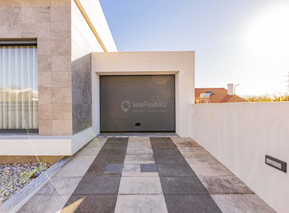 imported-74cac573-d3ad-4bd8-8b54-165fd39619bb