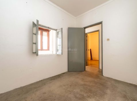 imported-7c6d6a2d-d703-4b29-b28c-9fe7a5c9fa5b