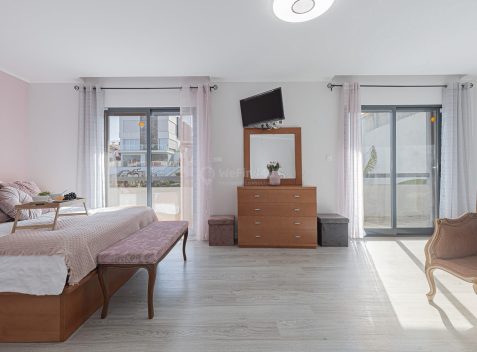 imported-b590f2a4-36b0-4c22-ad98-85809ccc20ce