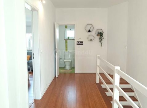 imported-b768c51c-9b47-4c43-852b-365839a62c7e