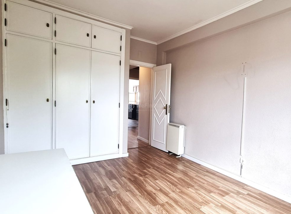 imported-cbf2375e-6c9e-4e3f-8aef-4ee1f93d25c5