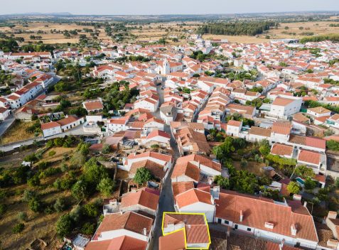 imported-dbbcef9c-a5d5-4b66-828d-f9de84b79286