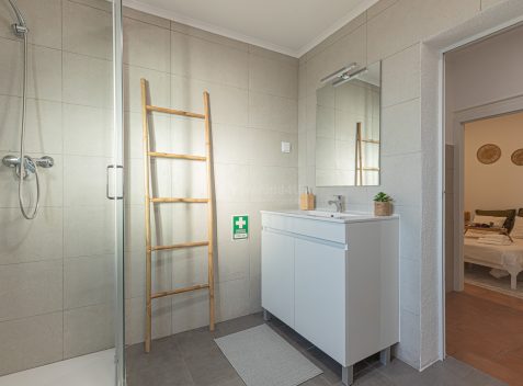 imported-e9fef864-bb5b-4e07-bb7c-5a3f4d5ff4d5